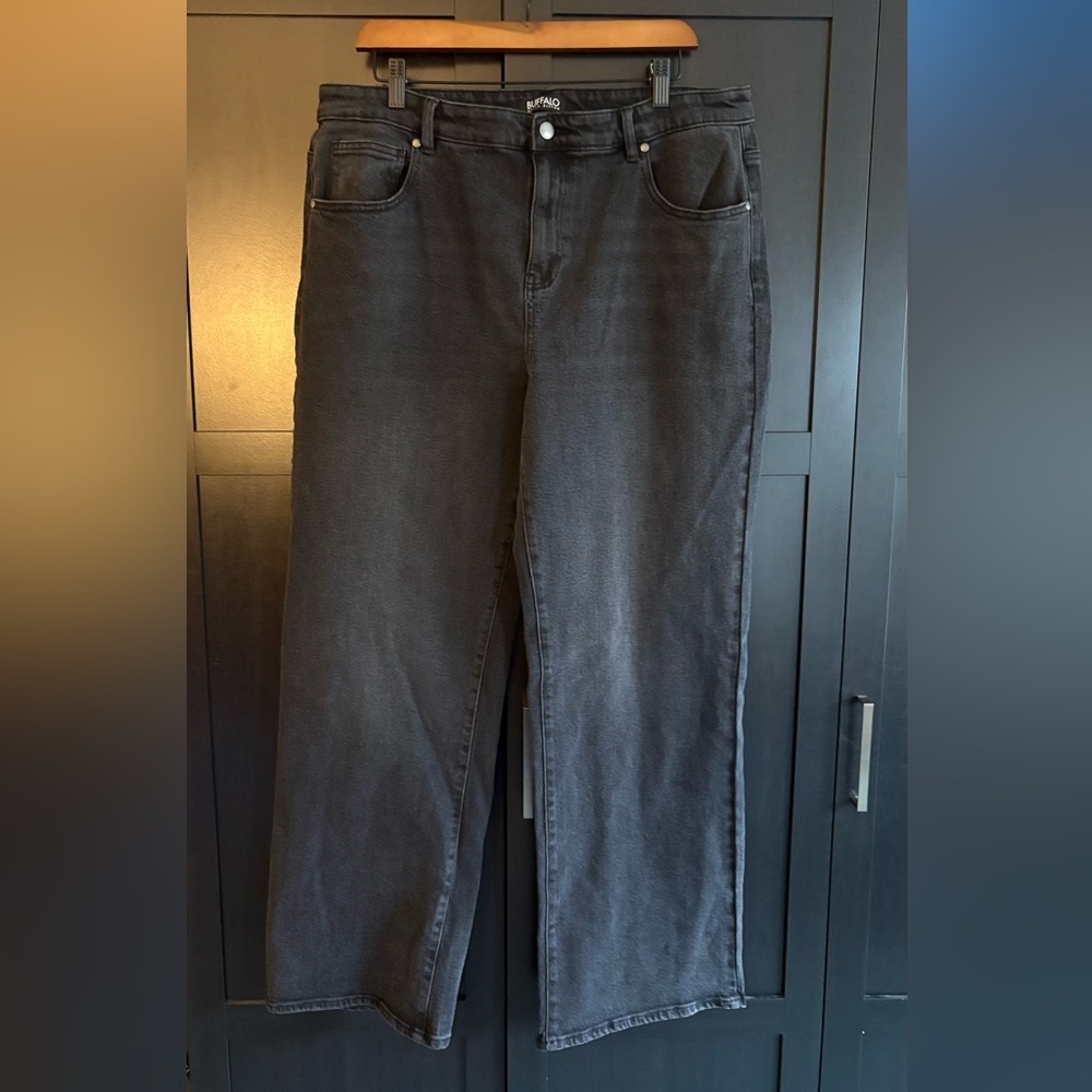 NWT Buffalo High Rise Wide Leg Jeans